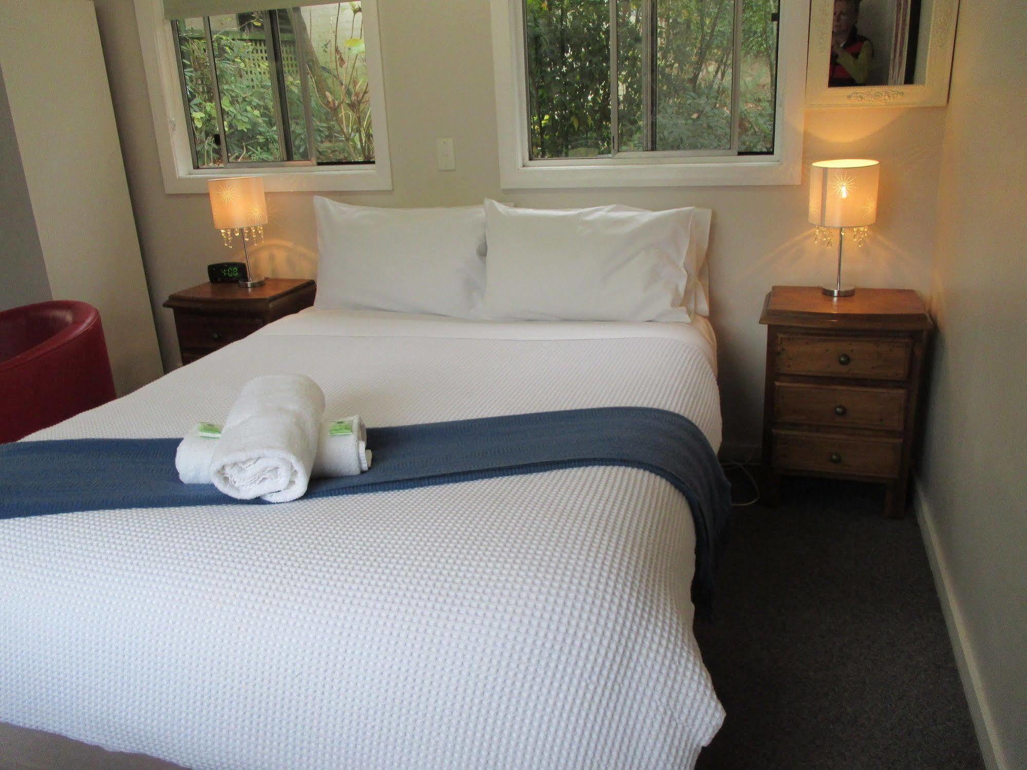 Alpine Riverside Cottages Порепунка Екстериор снимка